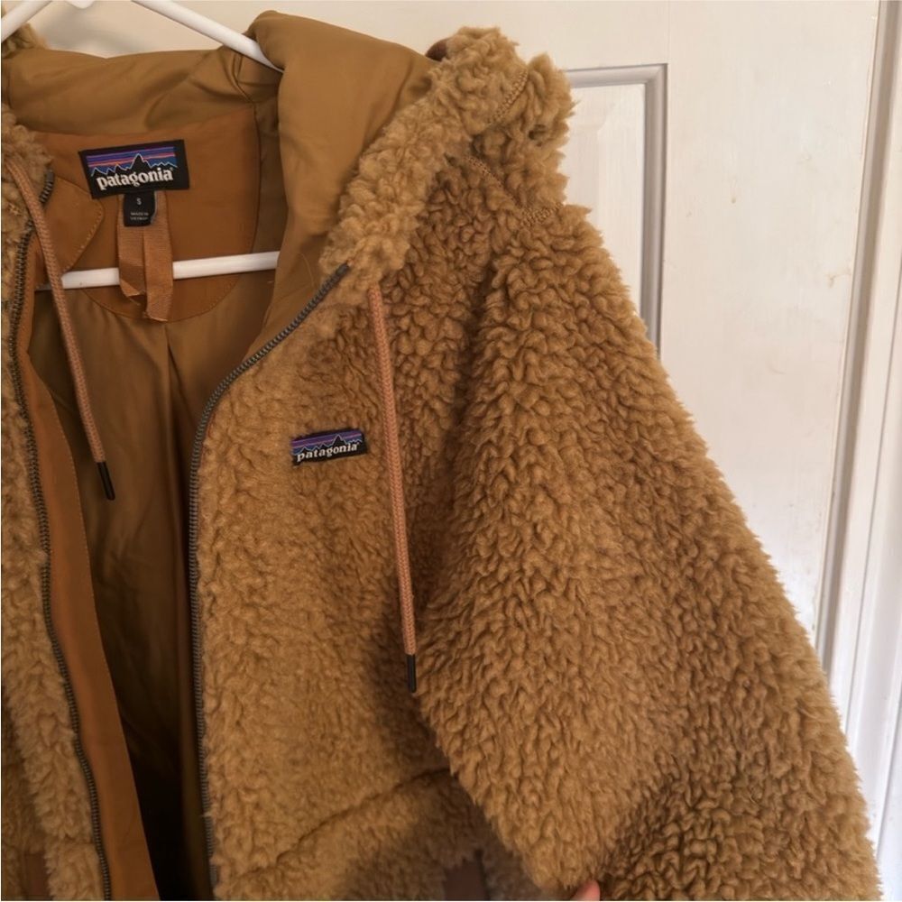 Patagonia Winter Jacket - Picture 7 of 7